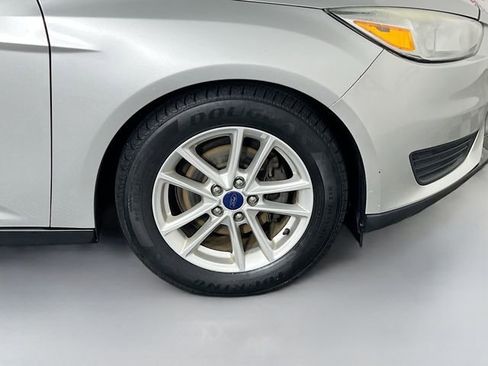 Used 2017 Ford Focus SE FWD image 34