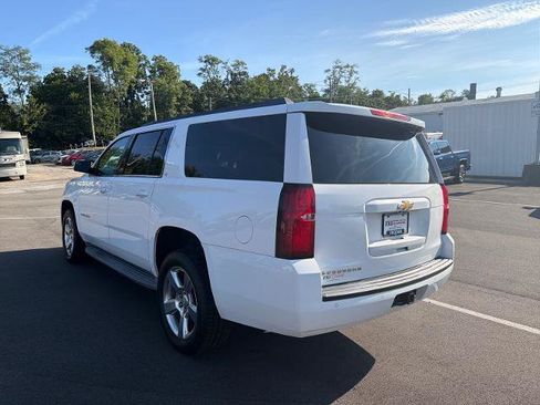 Used 2015 Chevrolet Suburban LT AWD/4WD image 3