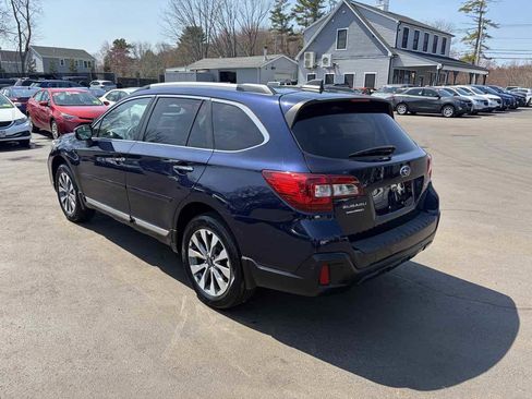 Used 2018 Subaru Outback 2.5i Touring image 5