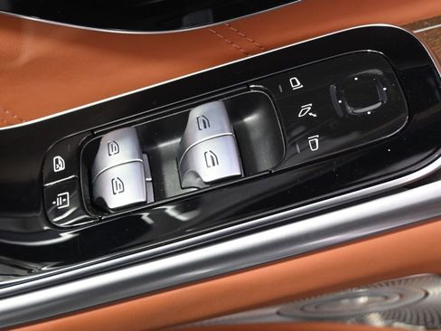 Used 2024 Mercedes-Benz S 63 AMG S image 26