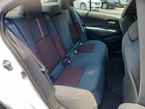 Used 2025 Toyota Corolla SE FWD image 31