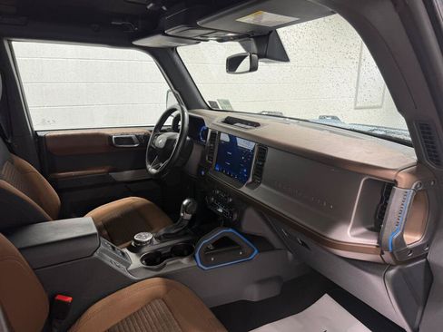 Used 2023 Ford Bronco Outer Banks AWD/4WD image 11