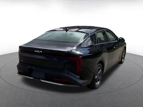 Used 2025 Kia K4 FWD image 15
