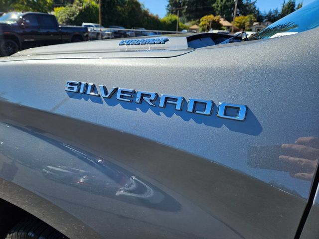 Used 2024 Chevrolet Silverado 1500 RST w/ Max Trailering Package AWD/4WD image 12