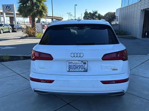 Used 2018 Audi Q5 2.0T Premium Plus w/ Premium Plus Package image 7