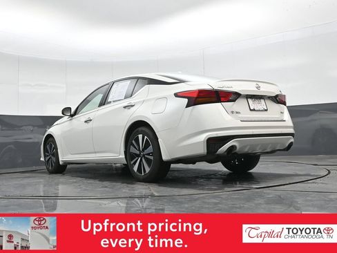 Used 2022 Nissan Altima 2.5 SL AWD/4WD image 39