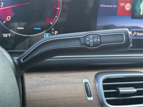 Certified 2025 Mercedes-Benz GLE 350 4MATIC image 32