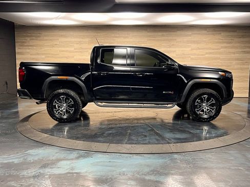 Used 2024 GMC Canyon AT4 w/ LPO, Off Road Lift Package image 11