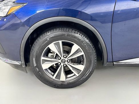 Used 2023 Nissan Murano S image 11