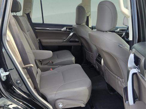 Used 2021 Lexus GX 460 Premium image 12