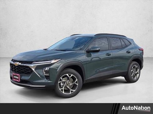 New 2026 Chevrolet Trax LT image 1