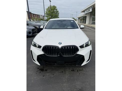 Used 2026 BMW X6 xDrive40i AWD/4WD image 5