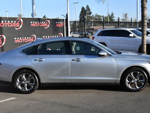 Used 2024 Honda Accord EX image 9