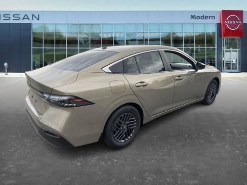 New 2026 Nissan Sentra SV image 5