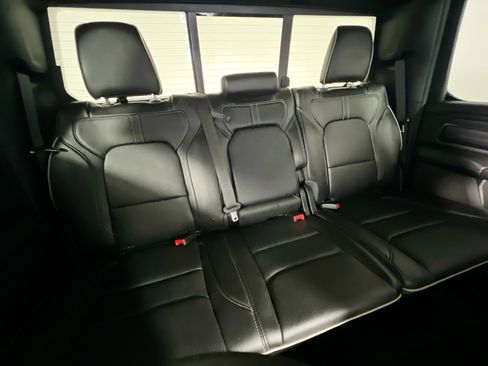 Used 2024 RAM 1500 Limited w/ Body Color Bumper Group image 33