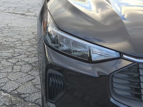 New 2026 Ford Escape Active image 8