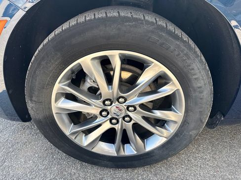 Used 2023 Buick Enclave Avenir w/ Avenir Technology Package AWD/4WD image 9