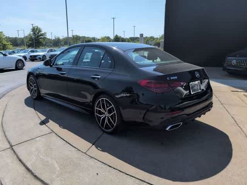 Used 2024 Mercedes-Benz C 300 Sedan image 4