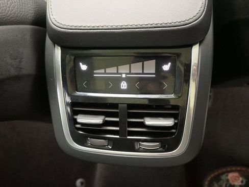 Used 2024 Volvo XC90 B6 Plus w/ Protection Package image 34