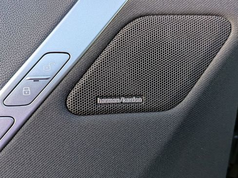 Used 2026 BMW iX xDrive60 w/ M Sport Package image 11