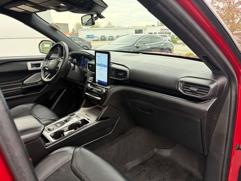 Used 2023 Ford Explorer ST w/ Equipment Group 401A AWD/4WD image 26