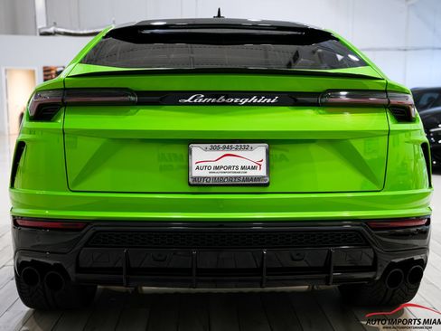 Used 2022 Lamborghini Urus AWD/4WD image 20