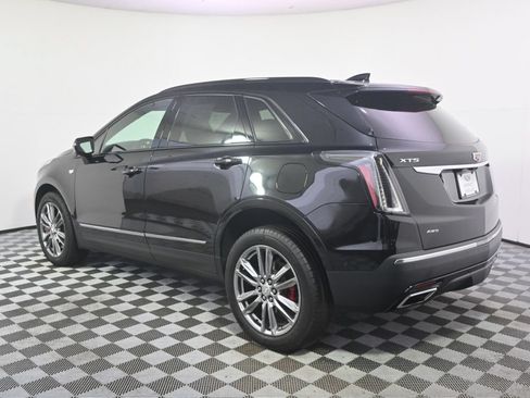 Certified 2025 Cadillac XT5 Sportv w/ Technology Package AWD/4WD image 3
