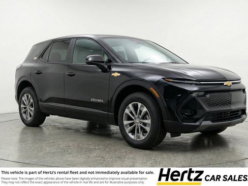 Used 2025 Chevrolet Equinox LT image 1