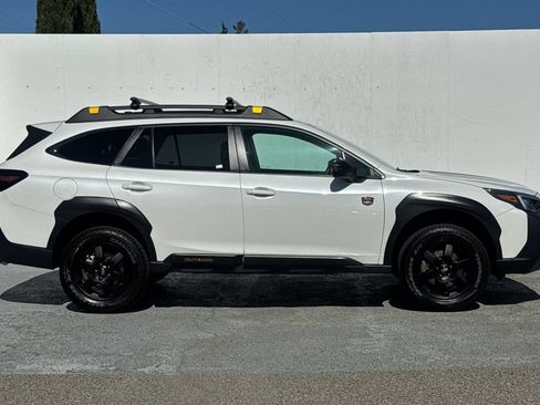 Used 2025 Subaru Outback Wilderness AWD/4WD image 2