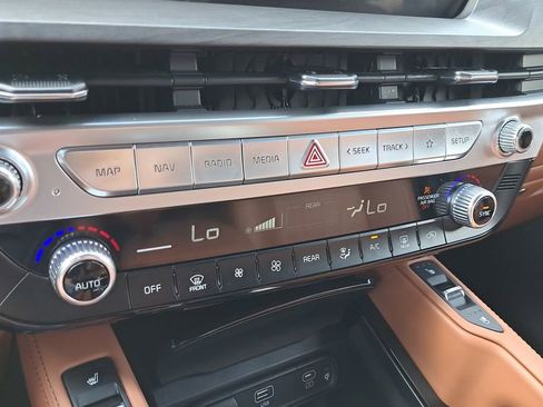 Used 2023 Kia Telluride EX X-Line image 23