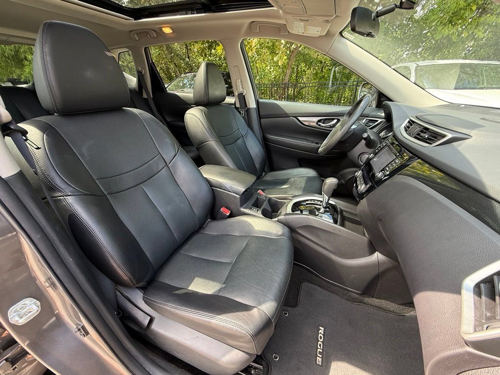 Used 2016 Nissan Rogue SL w/ SL Premium Package AWD/4WD image 38