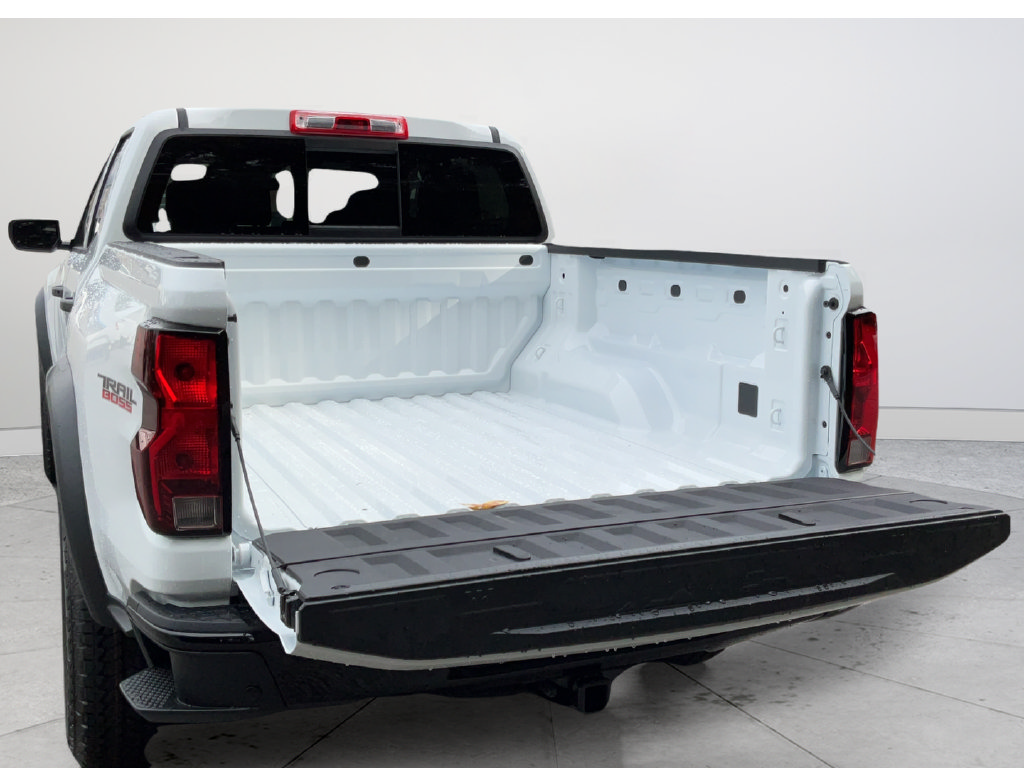 New 2026 Chevrolet Colorado Trail Boss AWD/4WD image 16