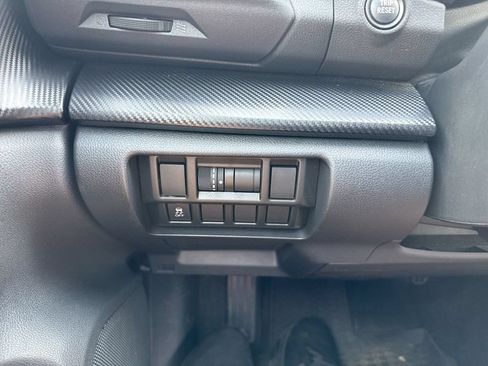 Used 2019 Subaru Crosstrek 2.0i Premium w/ Popular Package #2 AWD/4WD image 17