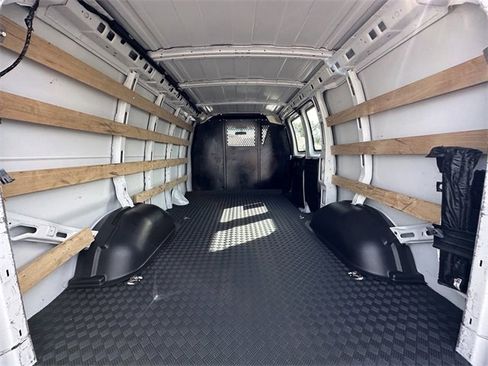 Used 2023 Chevrolet Express 2500 w/ Driver Convenience Package image 37