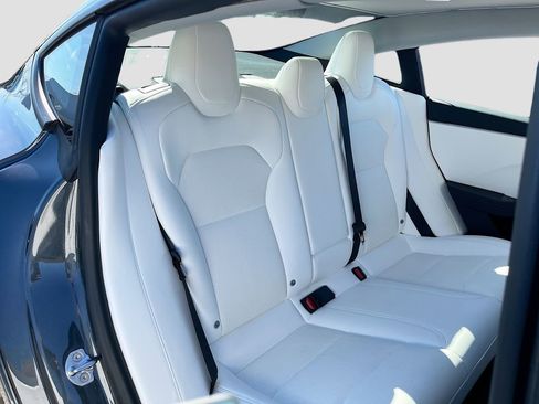 Used 2025 Tesla Model 3 Long Range image 26
