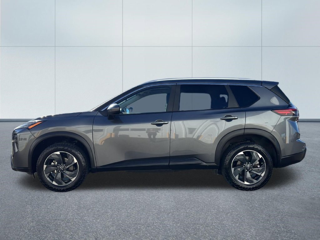 Used 2025 Nissan Rogue SV w/ SV Premium Package AWD/4WD image 4