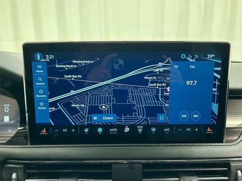 Used 2025 Lincoln Corsair AWD w/ Equipment Group 101A image 16