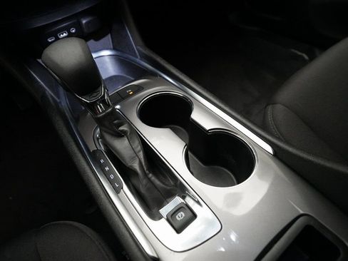 Used 2024 Chevrolet Malibu LT image 16