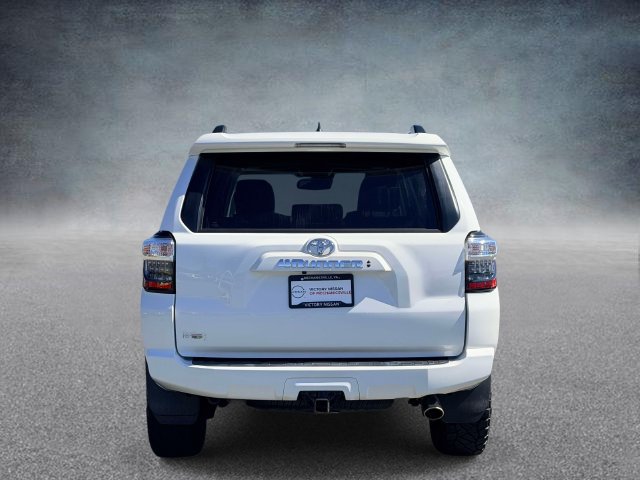 Used 2021 Toyota 4Runner SR5 Premium w/ Moonroof Package AWD/4WD image 3