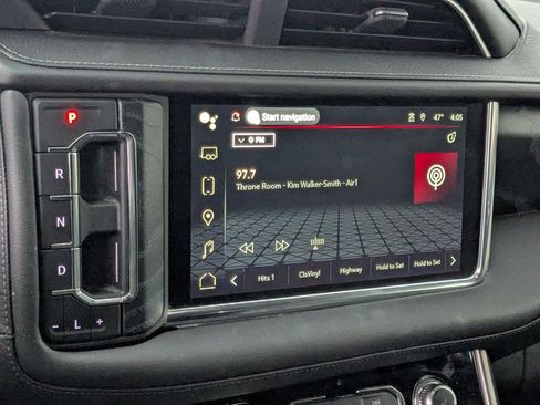 Used 2022 GMC Yukon XL Denali image 15