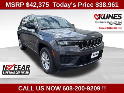 New 2025 Jeep Grand Cherokee Laredo X