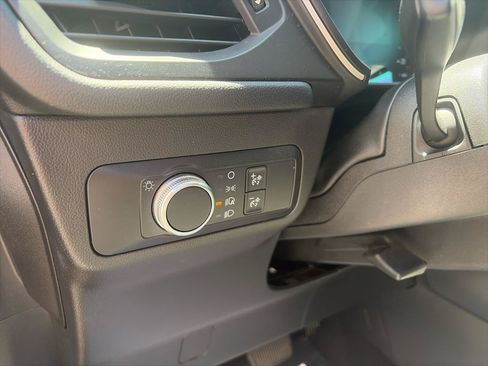 Used 2020 Ford Escape SE FWD image 9
