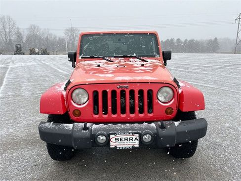 Used 2013 Jeep Wrangler Unlimited Sport image 16