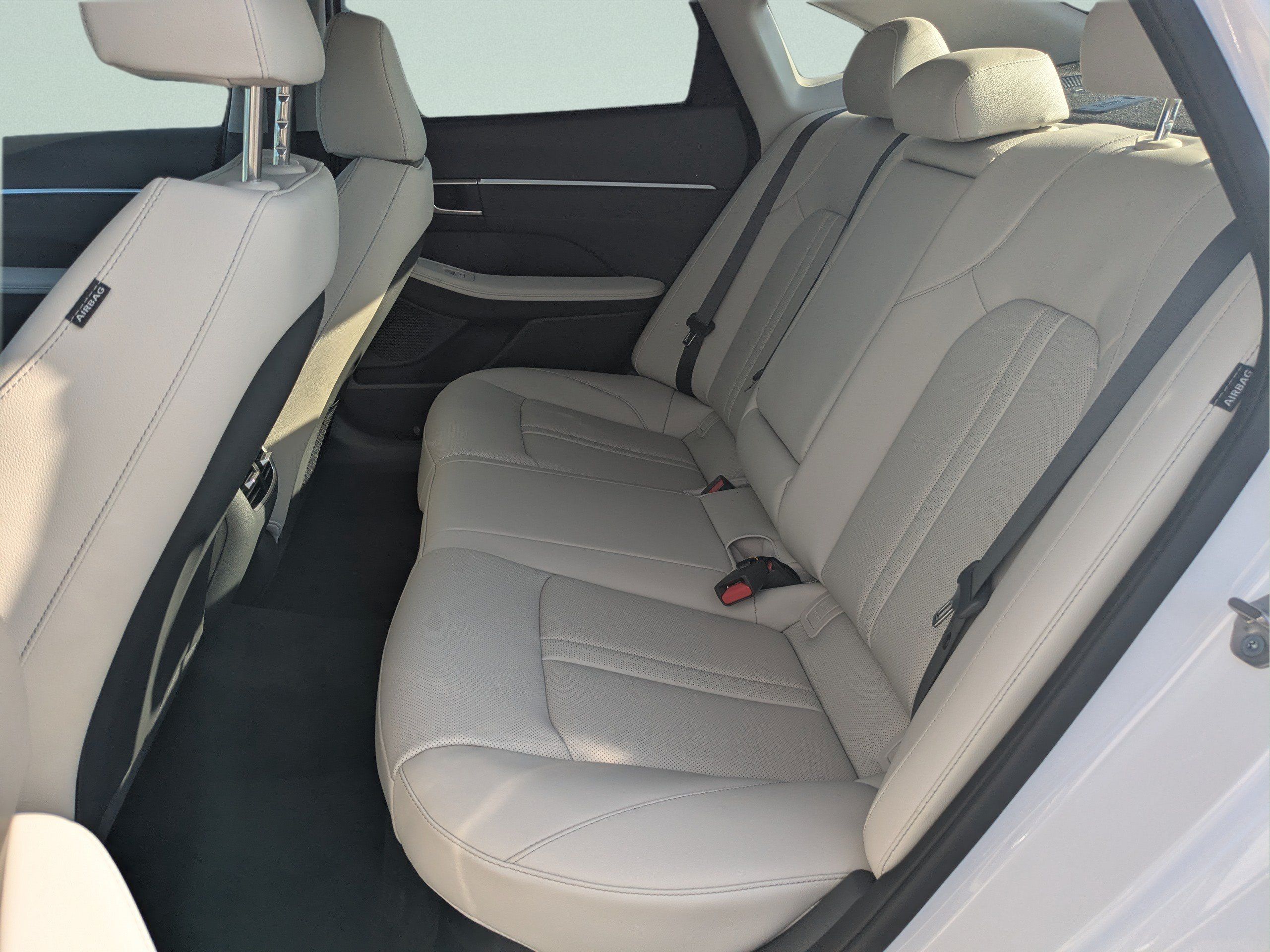 New 2026 Hyundai Sonata Limited FWD image 10