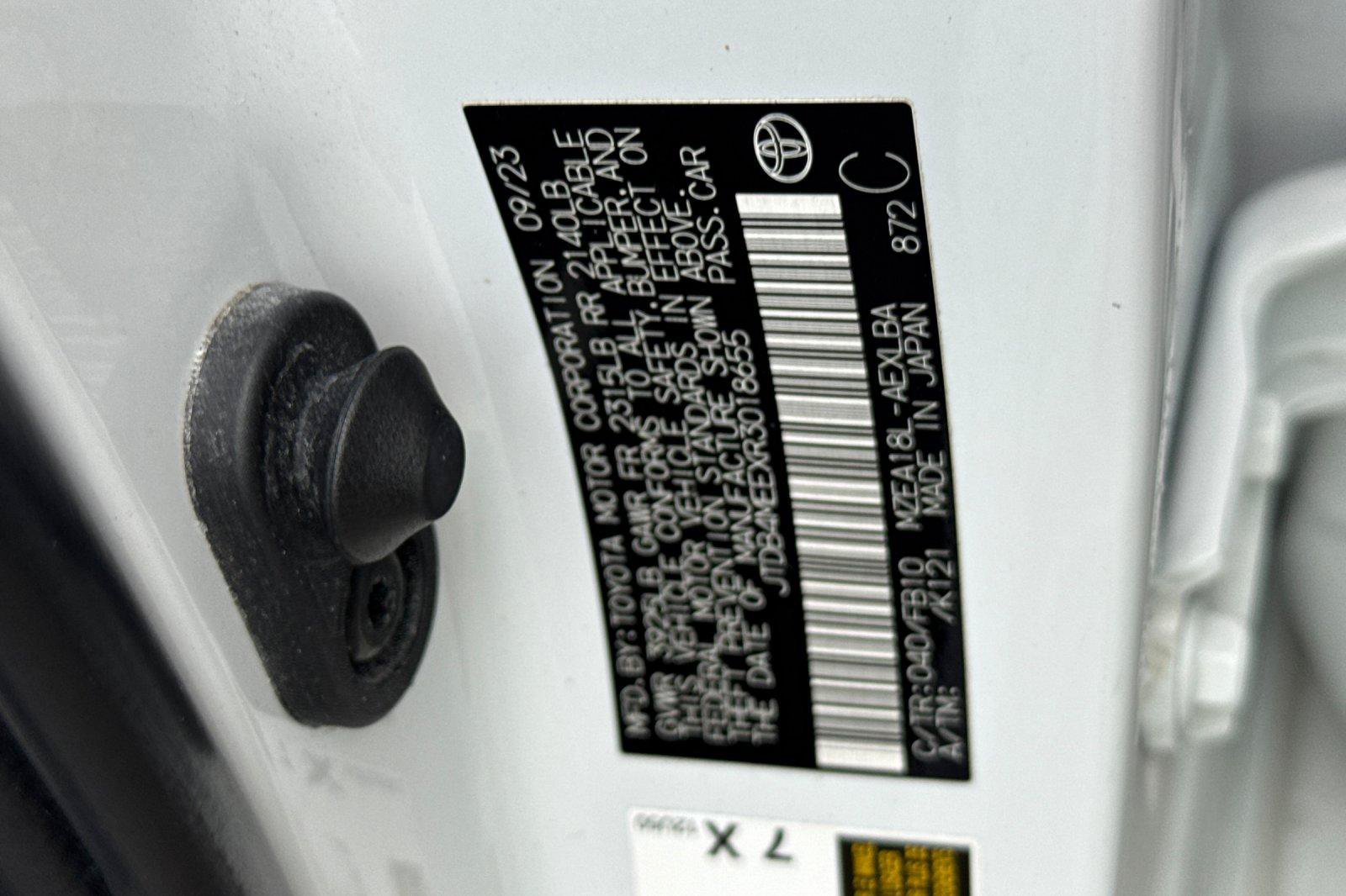 Used 2024 Toyota Corolla LE FWD image 30