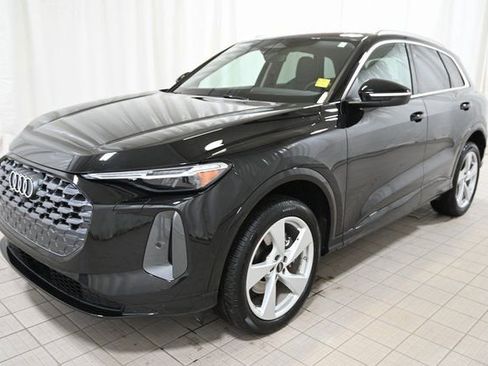 Used 2025 Audi Q5 Premium Plus w/ Premium Plus AWD/4WD image 17