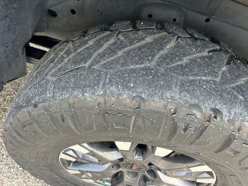 Used 2021 Nissan Titan PRO-4X w/ Pro-4x Convenience Package image 52