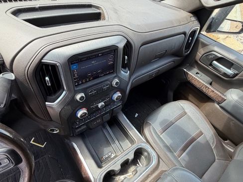 Used 2021 GMC Sierra 2500 Denali w/ Denali Ultimate Package AWD/4WD image 18