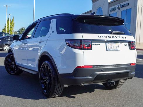 Used 2023 Land Rover Discovery Sport SE image 11