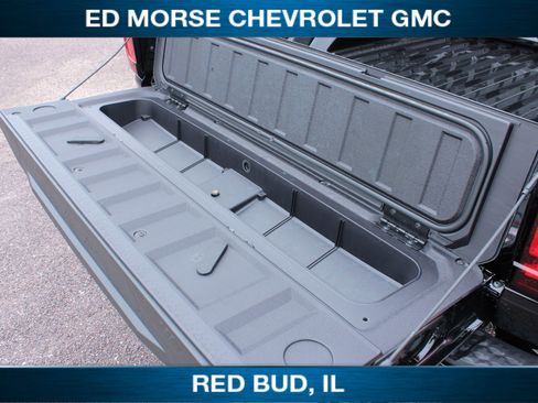 New 2025 GMC Canyon AT4 w/ Nightfall Edition image 19